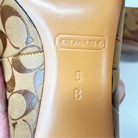 Coach Brown Natassia Heels Pumps Leather Logo Embossed - Picture 8 of 8